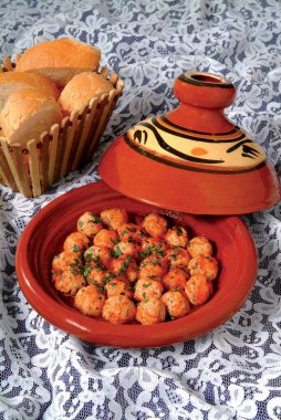 Sebzeli Tagine, ünlü geleneksel Fas tavernası. Geleneksel Fas yemeği