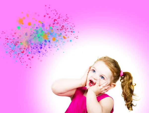 Surprised little girl — Stock Photo, Image