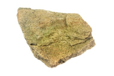 Beyaz izole bir zemin üzerinde kireçtaşı taşı