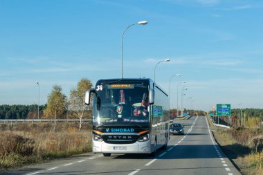 Mierzecice, Polonya - 28.10.2021 - Sindbad otobüsü Mierzecice 'de