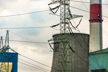 Silezya 'daki Lagisza' da sanayi kömür santrali