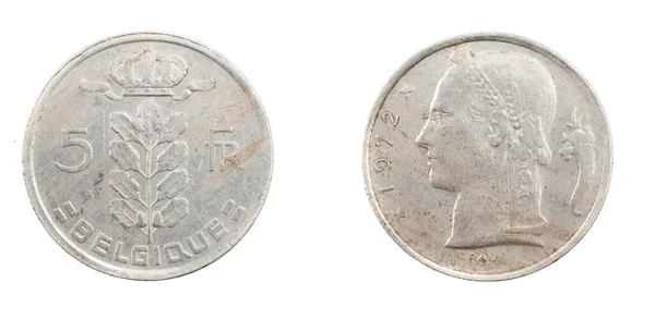 ベルギー白い隔離された背景に5フラン硬貨 — ストック写真