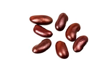 Beyaz izole bir zemin üzerinde kırmızı fasulye