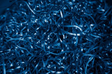 Mavi çelik talaşları ve görünür detaylar. arkaplan veya doku