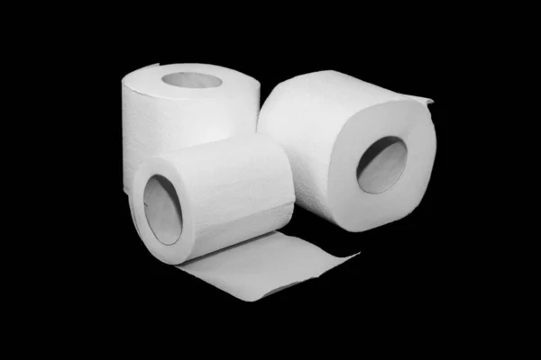 Siyah Izole Edilmiş Arka Planda Beyaz Tuvalet Kağıdı — Stok fotoğraf