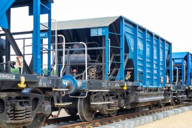 Mierzecice, Polonya - 31.08.2022 Mierzecice 'deki PKP kargo şirketinin vagonları