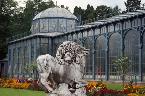 Historical Art Nouveau greenhouse — Stock Photo, Image