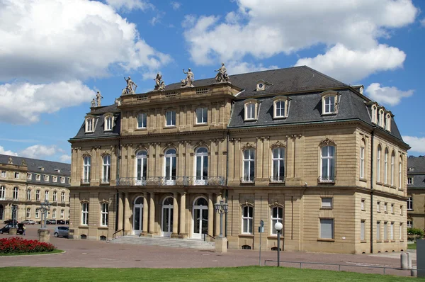 Nuevo Castillo en Stuttgart - Neues Schloss Stuttgart —  Fotos de Stock