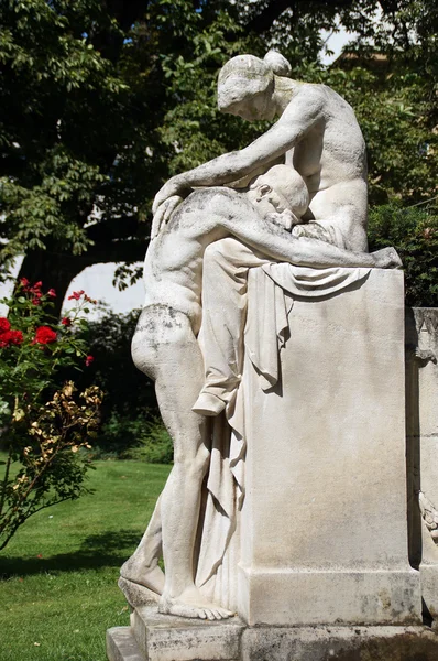 Kader çeşme stuttgart - schicksal brunnen trauer