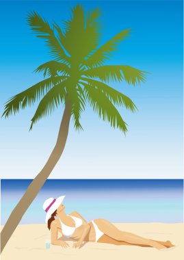Sahilde bir palmiye ağacının altında yatan bir güzel kız