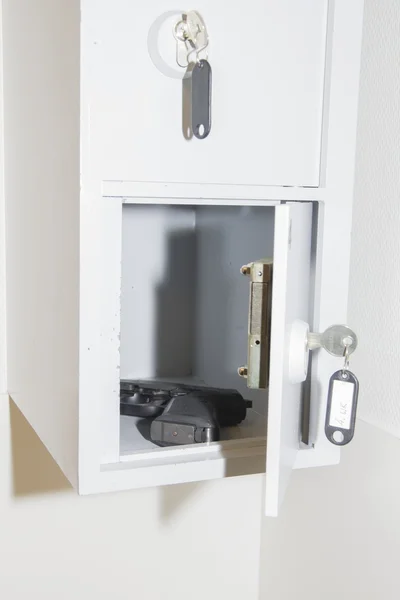 Weapon locker — Stock Photo, Image