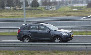 chevrolet captiva yolda sürüş