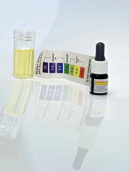 Acid acidic water test ph reagent — Zdjęcie stockowe