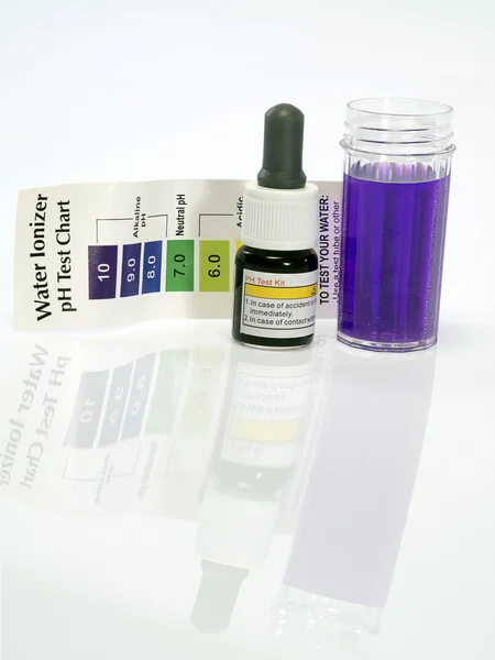 Alkaline water test ph reagent — Stock Photo, Image