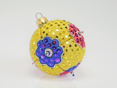 birçok renkte Noel top el-bitmiş