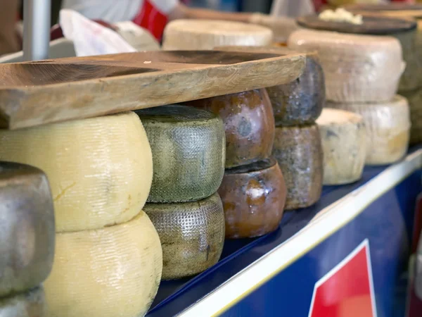   formların adil bir tabloda İtalyan pecorino peyniri