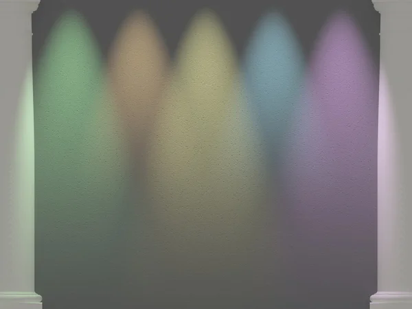 Mehrfarbige Scheinwerfer beleuchteten Wand mit Säulen. Platz für t — Stockfoto