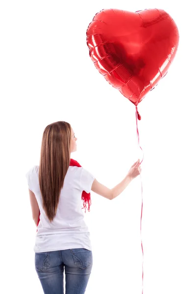 Sorridente bella ragazza che tiene il cuore — Foto Stock