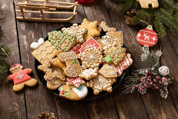 Biscoitos Lindamente Organizados Feriados Inverno Tema Feliz Natal Feliz Ano — Fotografia de Stock