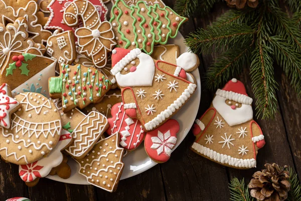 Deliciosos Biscoitos Inverno Biscoitos Caseiros Forma Motivos Natal Biscoitos Gengibre — Fotografia de Stock
