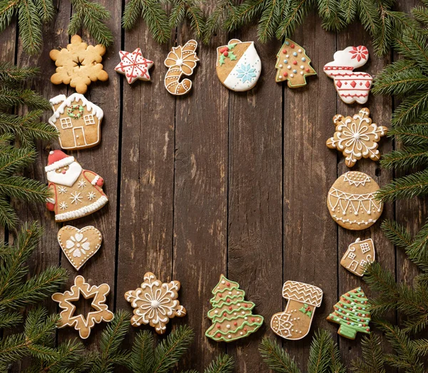 Biscoitos Gengibre Natal Ano Novo Formas Festivas Inverno Com Glacê — Fotografia de Stock