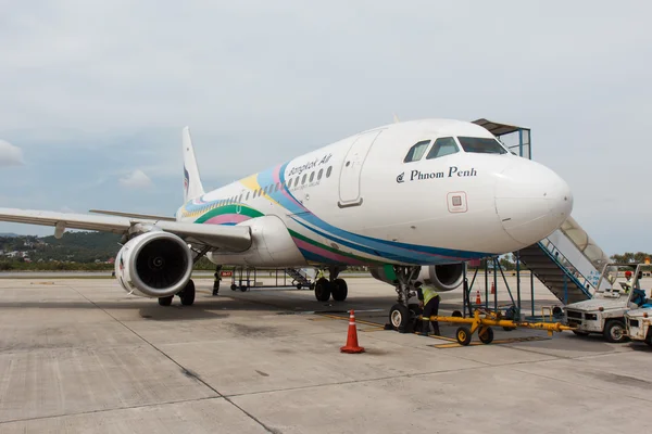 Bangkok air uçak yatılı ve uçuş için hazırlanıyor
