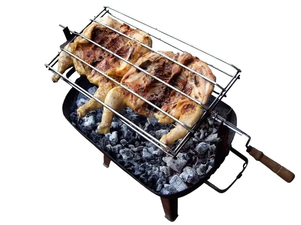 Poulet Dans le barbecue isolé en fond blanc — Photo