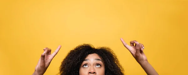 Partial View African American Woman Pointing Fingers While Looking Isolated — Stock Photo, Image