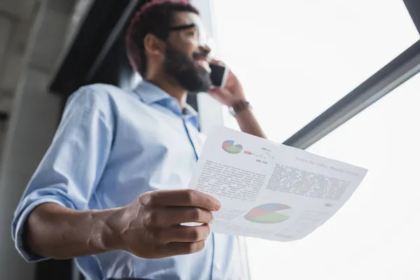 Low Angle View Blurred African American Businessman Talking Smartphone Holding — Stock Photo, Image