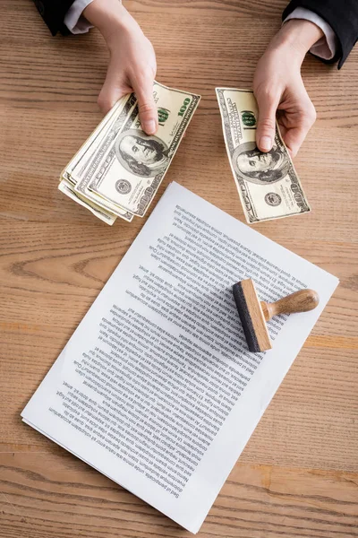 Top View Cropped Notary Counting Dollars Contract Stamper — Stock Photo, Image