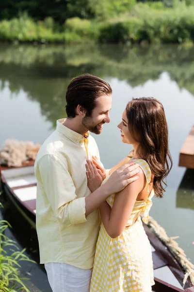 Side View Happy Couple Looking Each Other Blurred Boat — Stock Photo, Image