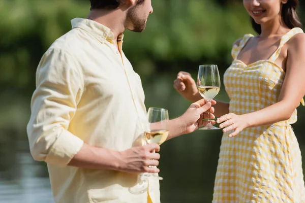 Cropped View Happy Young Couple Summer Clothes Holding Glasses Wine — Stock Photo, Image