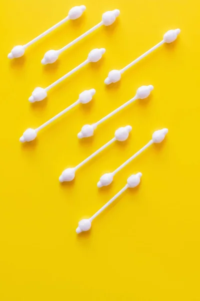 Top View Cosmetic Cotton Swabs Bright Yellow Background — Stock Photo, Image