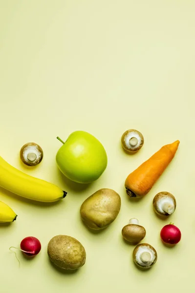 Top View Whole Vegetables Fruits Yellow Background Copy Space — Foto de Stock