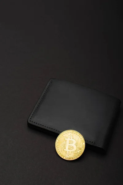 Quiiv Ucrânia Abril 2022 Vista Alto Ângulo Bitcoin Dourado Carteira — Fotografia de Stock