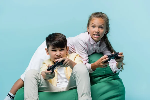 Kyiv Ukraine July 2021 Focused Multiethnic Kids Playing Video Game — Stock Photo, Image