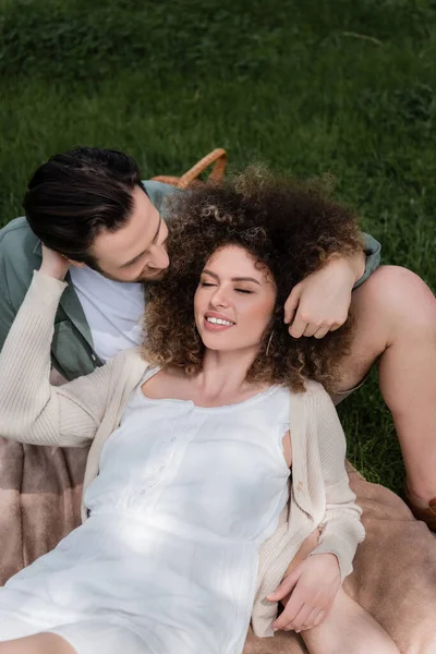 Top View Curly Woman Lying Boyfriend Picnic Summer Park — Fotografia de Stock