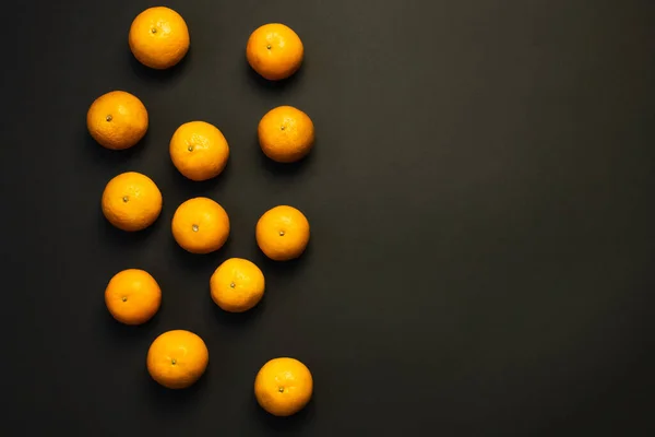 Top View Whole Tangerines Black Background — Stock Photo, Image