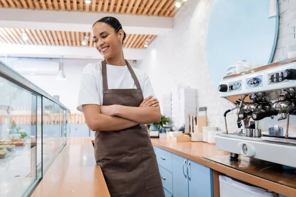 Smiling African American Barista Looking Showcase Coffee Machine Confectionery — Stock Photo, Image