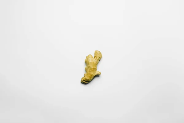 Top view of ripe ginger on white background — Stock Photo