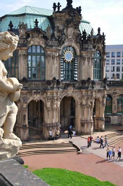 Vista General Del Portal Jardín Del Museo Zwinger Campanas Reloj —  Fotos de Stock