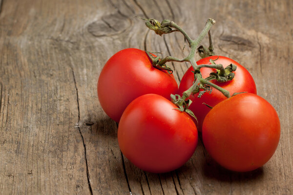 Свежие помидоры
