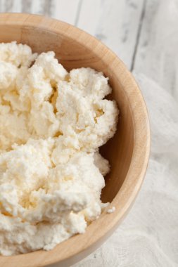 Süzme peynir.
