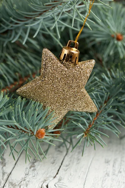 Golden christmas star — Stock Photo, Image