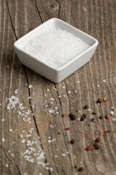 Sea salt och peppar — Stockfoto