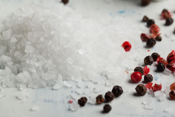 Sea salt and pepper — Stock Photo, Image