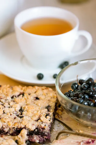 Breakfast with blueberry pie — Stock Photo, Image