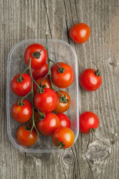 Fresh tomato — Stock Photo, Image