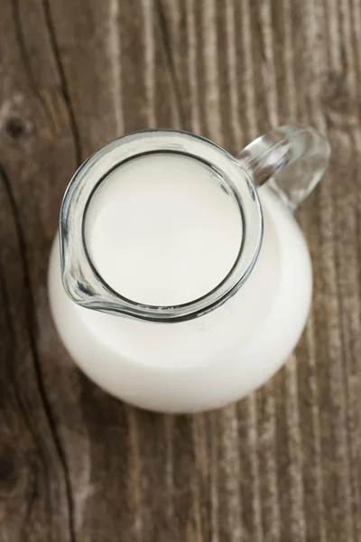 Глечик молока — стокове фото