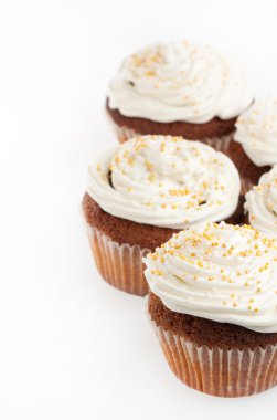 krem şanti ile cupcakes